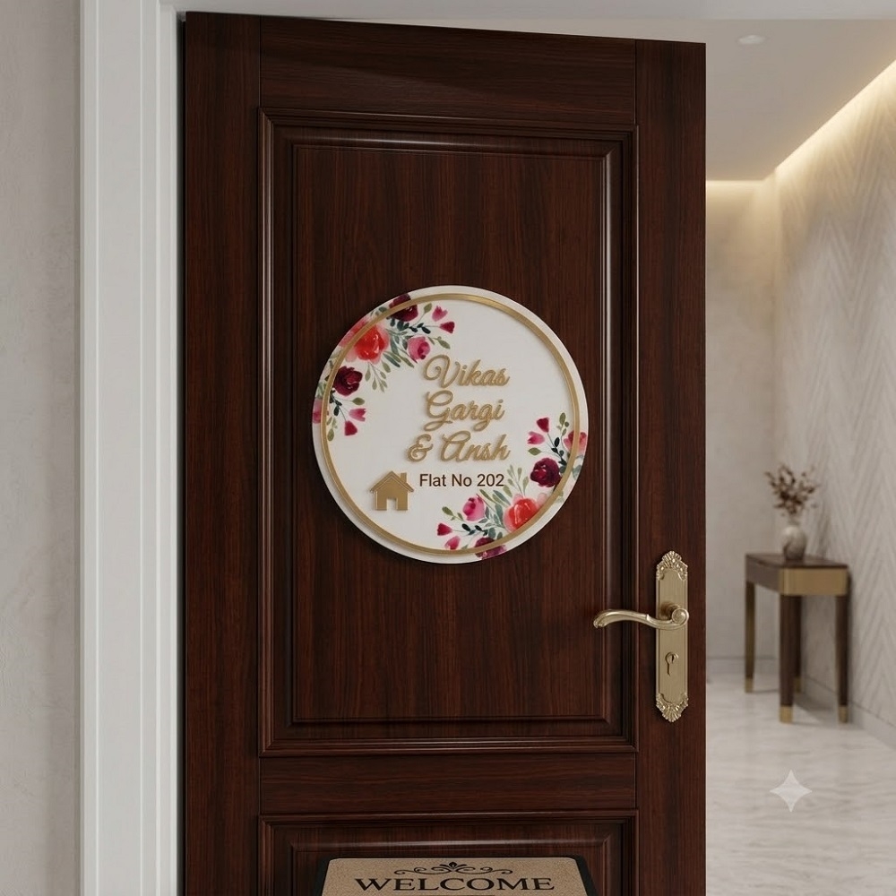 Floral Design Personalized Nameplate in Round Shape
